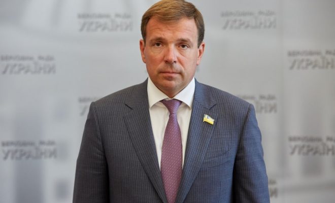 Экс-губернатор Одесчины: Отказываться от российской вакцины в отсутствие любой другой – бред